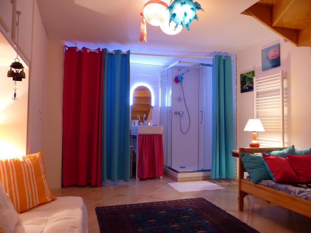 La Flore De Lys, Cottage Ideal Pour 2 Adultes Et 2 Enfants Saint-Jouin-Bruneval Номер фото